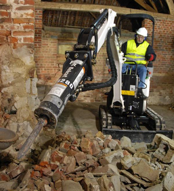 Bobcat_Mini_Excavators_-_E10_5
