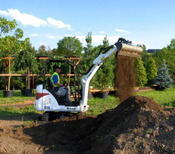 Bobcat_Mini_Excavators_-_E14_4 E14 Compact Excavator