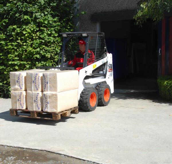 Bobcat_Skid-Steer_Loaders_-_S70_10 S70 Skid-Steer Loader