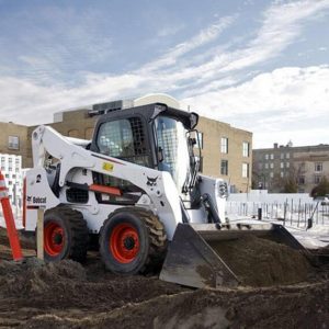 Bobcat_Skid-Steer_Loaders_-_S770_5